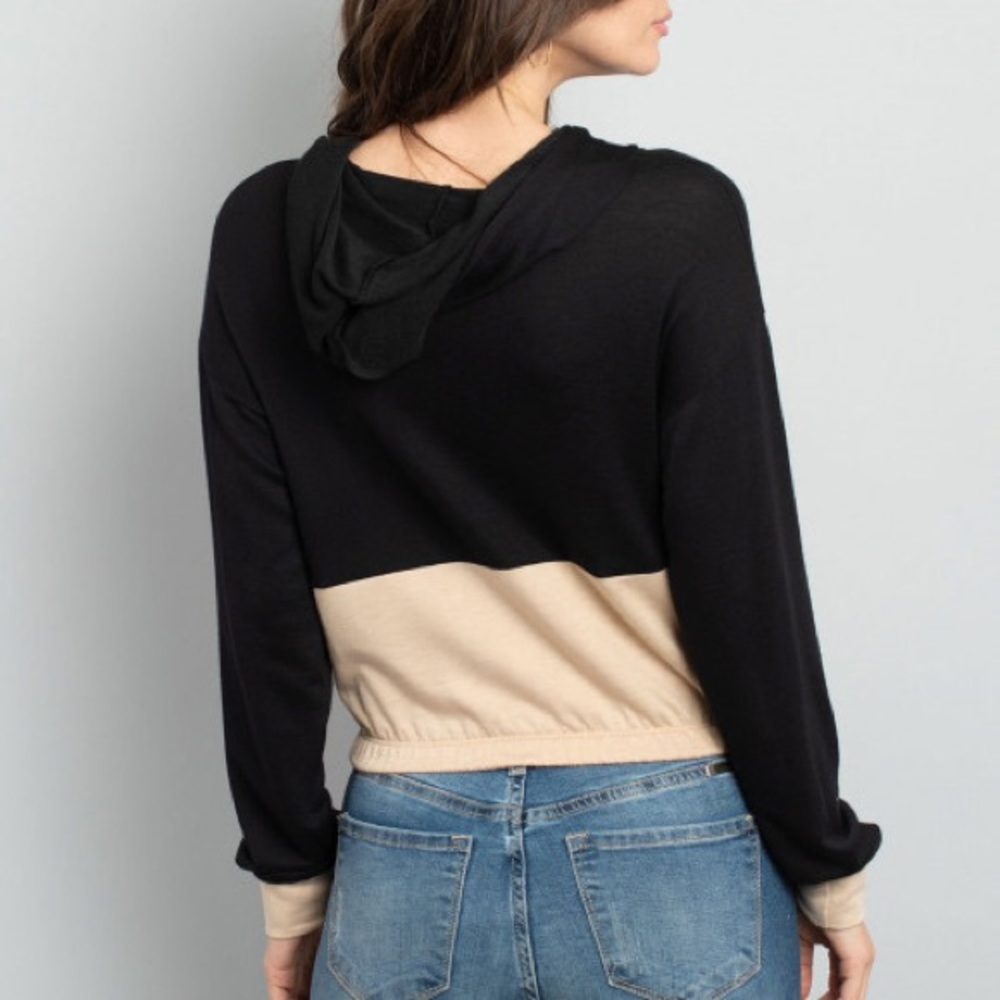 CLEARANCE SALE: BLACK TAN TOP DRAWSTRING HOOD - Picture 4 of 4